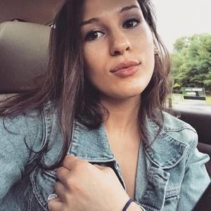 Meet your Posher, Abby